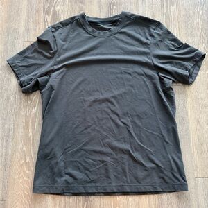 Lululemon Zeroed in shirt